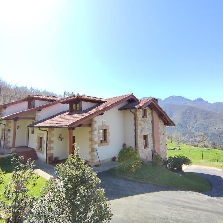 La Huertona Vila Pesaguero-La Parte Exterior foto