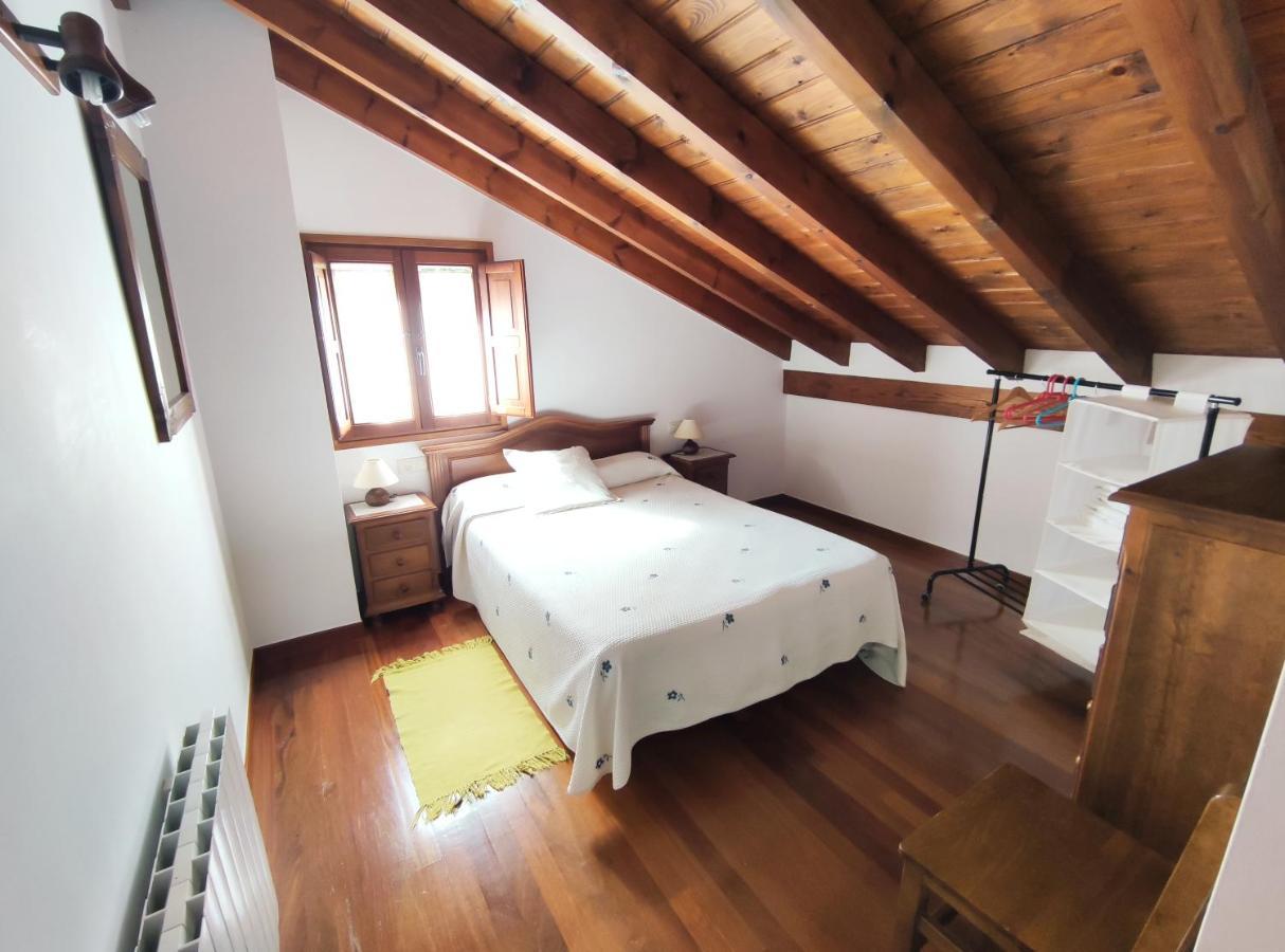 La Huertona Vila Pesaguero-La Parte Exterior foto